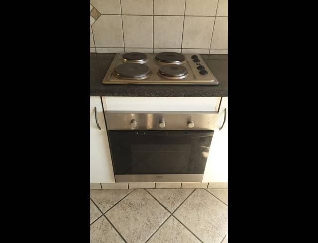 2 BEDROOM TOWNHOUSE FOR SALE IN COMET